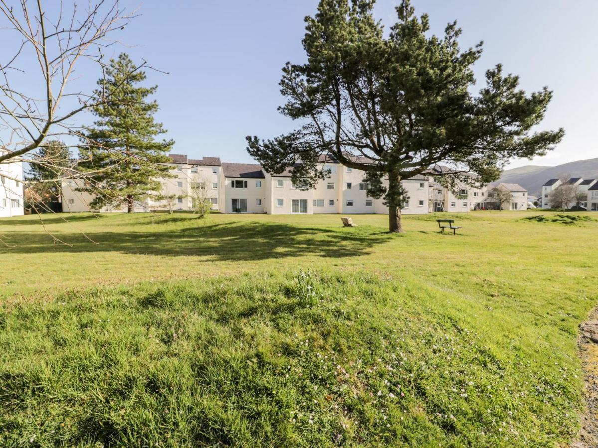 Redwood Villa Harlech Exterior photo